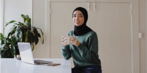 Inwoner bekijkt duurzaam nijkerk website