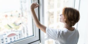 Ventilatie raam open isolatie duurzaam nijkerk frisse lucht in huis