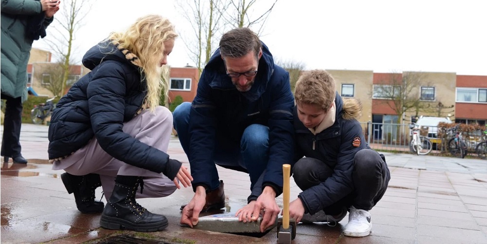 School Nijkerk Rotary tegel plastic soep